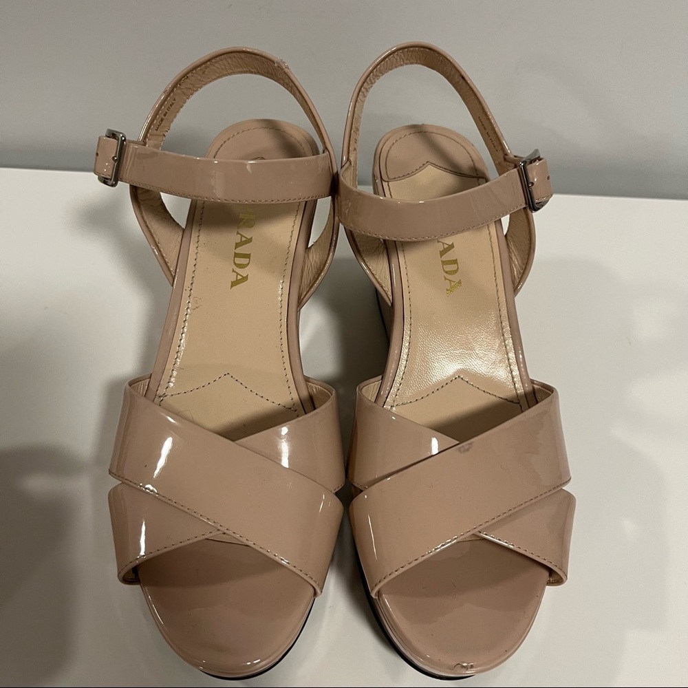 Prada nude patent leather sandals size 38.5